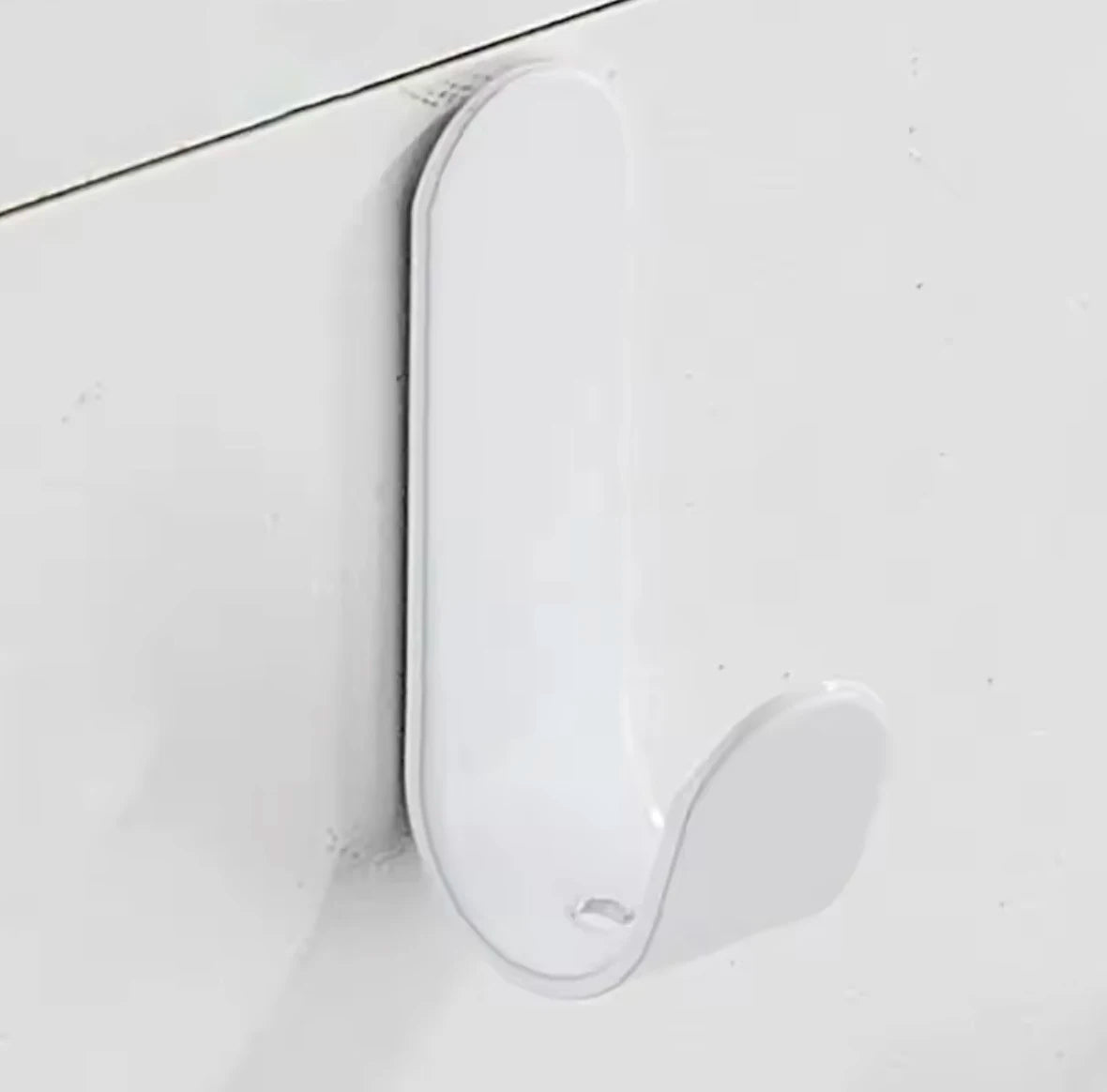 6Pcs Strong Self-Adhesive J-hook Waterproof Adhesive Hanging,Bathroom Towel Key Kitchen